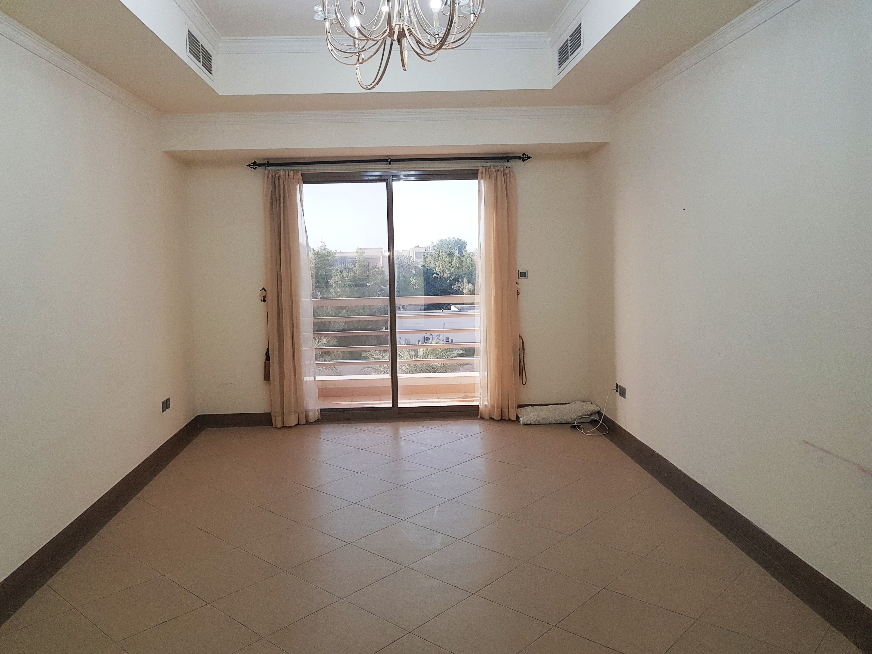 Stylish 3 Bed in Saar | Budaiya Road