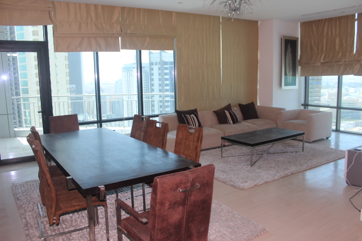 Luxiry FF Apt in Seef with Sea view