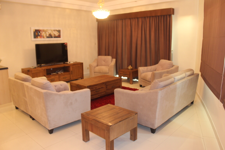 Spacious 3 Bed Apt in Amwaj w Balcony