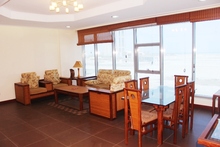 Sea view Spacious flat in Seef