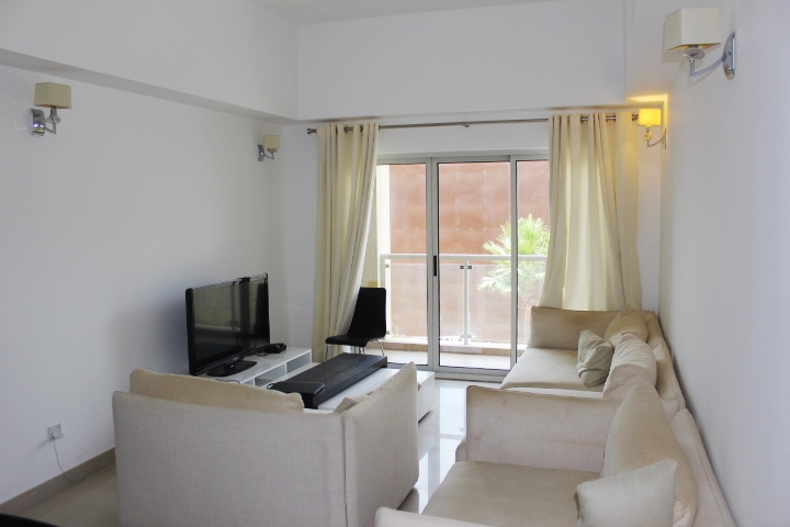 Good Offer Two Bedroom Apt in Amwaj