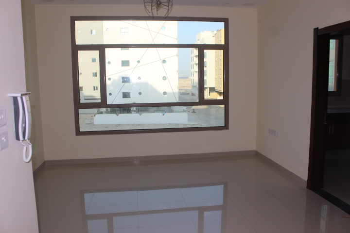 Nice 3 Bed in Janabiya near Al Merkado mall