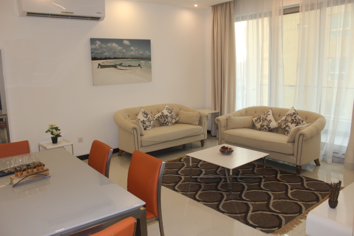 Stylish 2 BR in Janabiya w Maids room &#038; Balcony