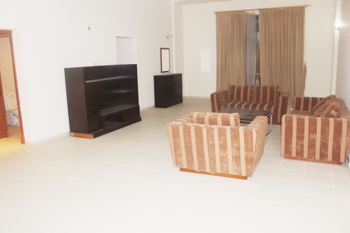 Spacious 3 Bedroom flat in New Sanabis